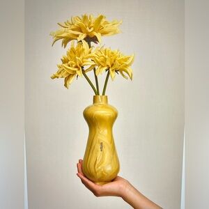 Cult Gaia Dee Dee Clutch